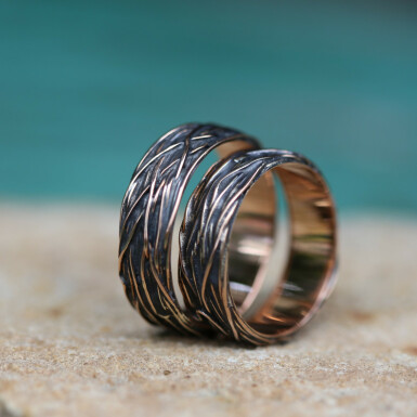 Gordik Mokume Gold red - patina - red gold wire wrapped wedding ring